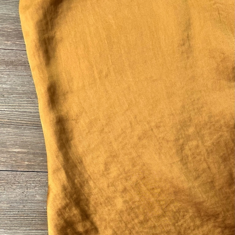 Nine West Ruched Drawstring Front Tank - Picture 5 of 7